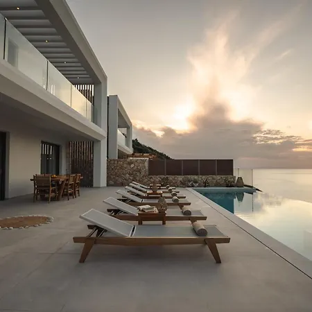Canimar Villa *