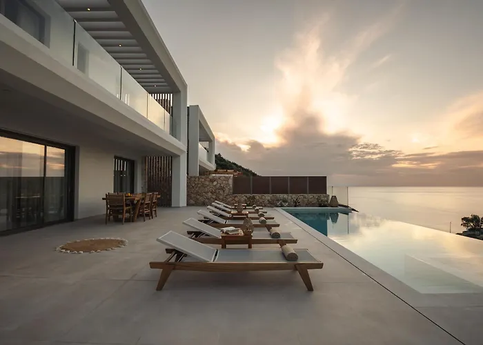 Canimar Villa *